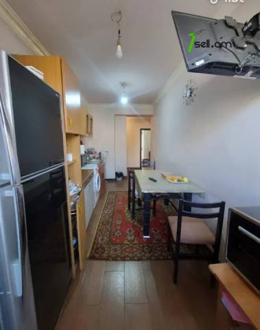 3 սենյականոց բնակարան Խաղաղ Դոնի փողոցում, 81 ք.մ., 3/9 հարկ, կապիտալ վերանորոգված