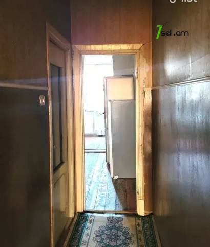 3 սենյականոց բնակարան Կոմիտասի պողոտայում, 95 քմ, նախավերջին հարկ, բարձր առաստաղներ