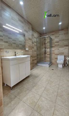 2 սենյականոց բնակարան նորակառույց շենքում Պարոնյանի փողոցում, 80 ք.մ., բարձր առաստաղներ, 8/14 հարկ
