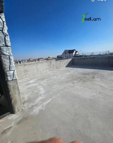 Երեք հարկանի թաունհաուզ Մուշի 2-րդ փողոցում Քասախում, 243 քմ, 3+ սանհանգույց