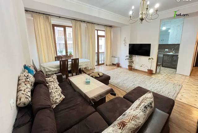 3 սենյականոց բնակարան նորակառույց շենքում Ադոնցի փողոցում, 83 ք.մ., 2/8 հարկ, 2 սանհանգույց