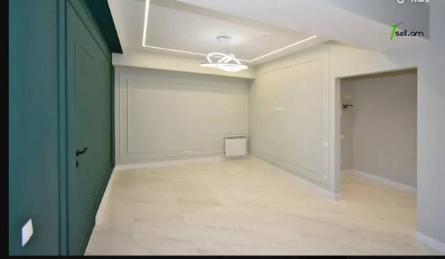 2 սենյականոց բնակարան Եզնիկ Կողբացու փողոցում, 43 ք.մ., նախավերջին հարկ