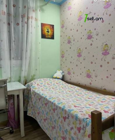 3 սենյականոց բնակարան, Դավթաշեն 4-րդ թաղամաս, 51 քմ, եվրովերանորոգված