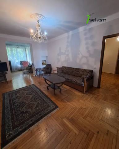 3 սենյականոց բնակարան Սարյան փողոցում, 77 ք.մ., մի քանի պատշգամբ, 2/5 հարկ, կոսմետիկ վերանորոգում