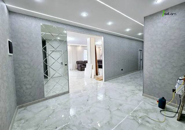 4 սենյականոց բնակարան նորակառույց շենքում Տիգրան Պետրոսյանի փողոցում, 150 ք.մ., բարձր առաստաղներ