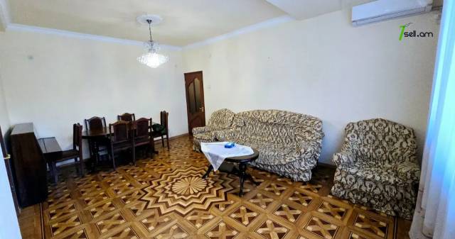 3 սենյականոց բնակարան Դերենիկ Դեմիրճյանի փողոցում, 80 քմ, 3/9 հարկ, եվրովերանորոգված