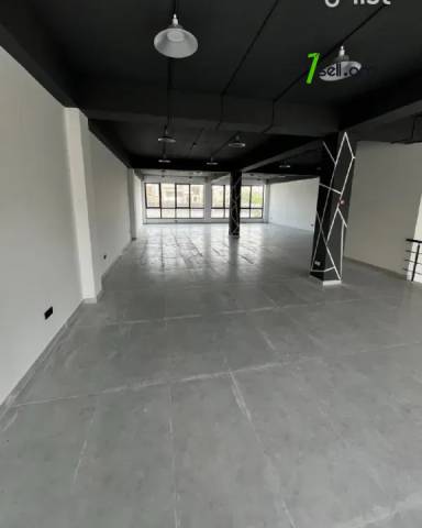 Բազմաֆունկցիոնալ գույք Մելքումովի փողոցում Դավթաշենում, 400 քմ