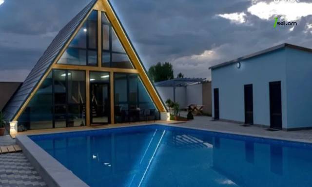 Բազմաֆունկցիոնալ գույք 3-րդ փողոցում Ակունքում, 160 քմ