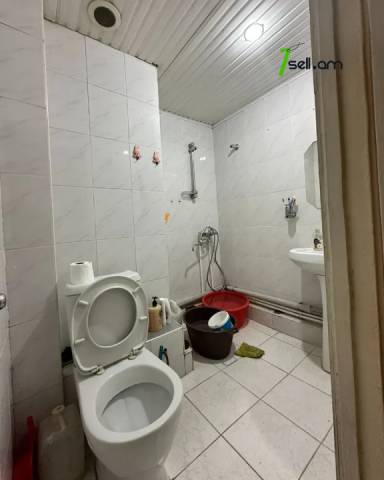 2 սենյականոց բնակարան Արշակունյաց պողոտայում, 56 քմ, 1/5 հարկ, քարե շենք