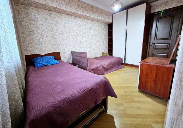 4 սենյականոց բնակարան Ամիրյան փողոցում, 98 քմ, 4/9 հարկ, 2 սանհանգույց, եվրովերանորոգված