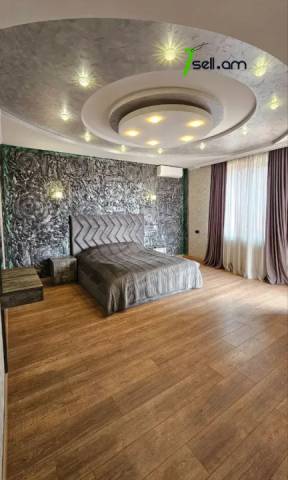 Երկու հարկանի քարե տուն Կուրղինյան փողոցում Մալաթիա Սեբաստիայում, 760 ք.մ., 3+ սանհանգույց