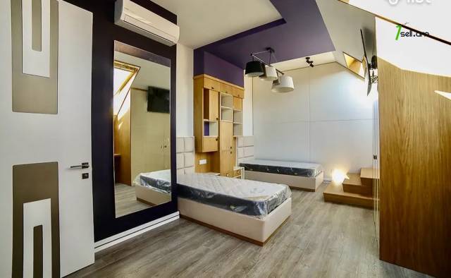 4 սենյականոց բնակարան Նալբանդյան փողոցում, 144 քմ, 2 սանհանգույց, բարձր առաստաղներ