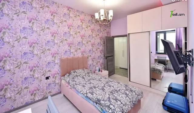 4 սենյականոց բնակարան նորակառույց շենքում Էրեբունու փողոցում, 118 ք.մ., 13/16 հարկ, 2 սանհանգույց