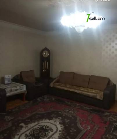 2 սենյականոց բնակարան Մոլդովական փողոցում, 77 քմ, նախավերջին հարկ, քարե շենք