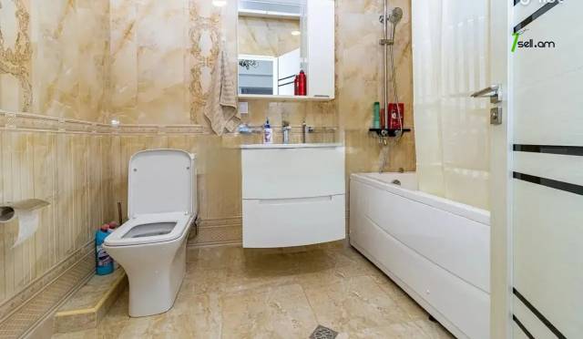 3 սենյականոց բնակարան նորակառույց շենքում Քանաքեռ Զեյթունում, 107 ք.մ., 7/16 հարկ, 2 սանհանգույց