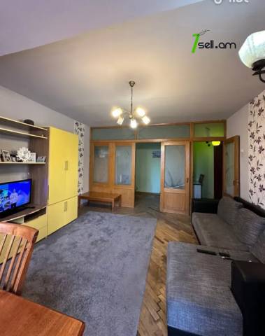 3 սենյականոց բնակարան Թումանյան փողոցում, 71 ք.մ., 3/12 հարկ, մասնակի վերանորոգում