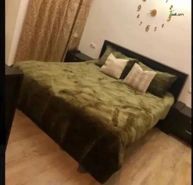 3 սենյականոց բնակարան նորակառույց շենքում Հրաչյա Քոչարի փողոցում, 89 ք.մ., 2 սանհանգույց