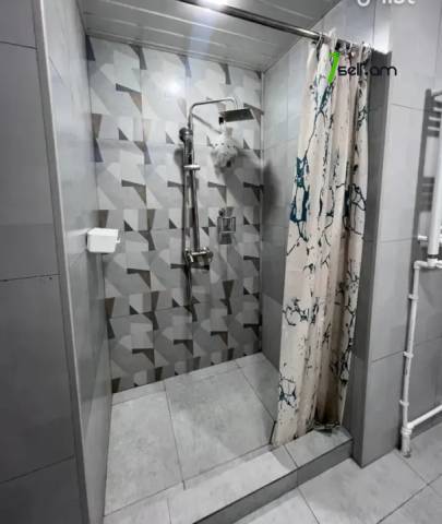 3 սենյականոց բնակարան նորակառույց շենքում, Նորաշեն թաղամաս, 89 ք.մ., 8/12 հարկ, բարձր առաստաղներ