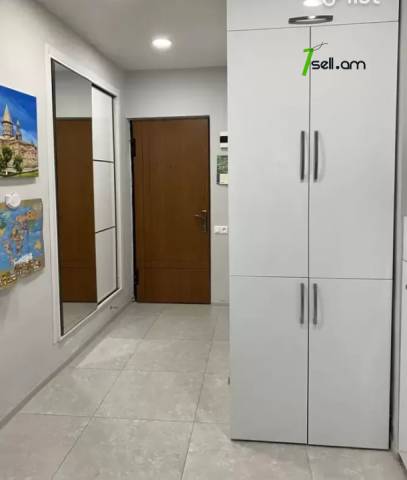 4 սենյականոց բնակարան Ռուբինյանց փողոցում, 83 ք.մ., 10/13 հարկ, դիզայներական ոճով վերանորոգված