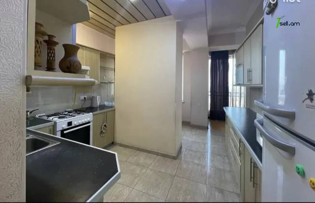 4 սենյականոց բնակարան նորակառույց շենքում Գյուլբենկյան փողոցում, 130 ք.մ., 2 սանհանգույց