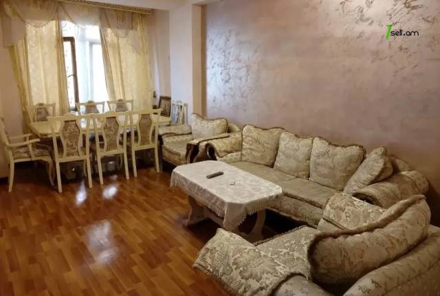 3 սենյականոց բնակարան նորակառույց շենքում Նիկողայոս Ադոնցի փողոցում, 86 ք.մ., 2/8 հարկ