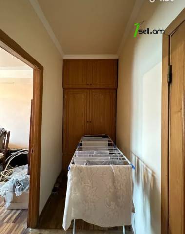 3 սենյականոց բնակարան, Դավթաշեն 1-ին թաղամաս, 98 ք.մ., 5/9 հարկ, մասնակի վերանորոգում