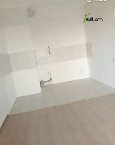 2 սենյականոց բնակարան նորակառույց շենքում Ադոնցի փողոցում, 56 ք.մ., բարձր առաստաղներ