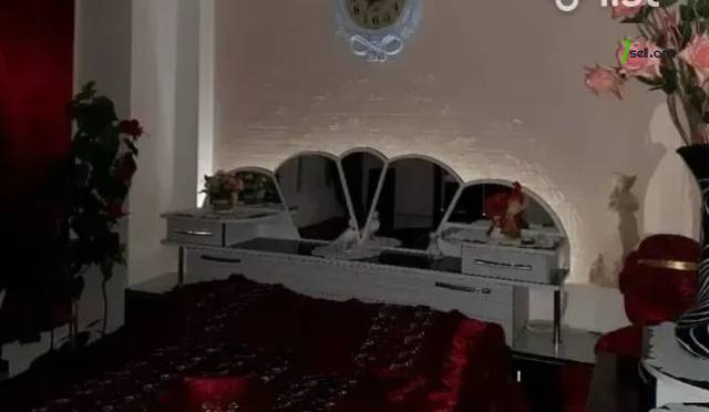 4 սենյականոց բնակարան Մելիք Մելիքյան փողոցում, 82 ք.մ., 2/4 հարկ, 2 սանհանգույց, բարձր առաստաղներ