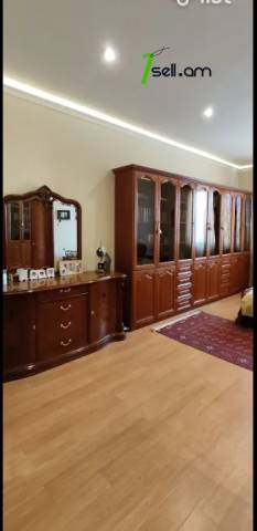 3 սենյականոց բնակարան նորակառույց շենքում Գրիբոյեդովի փողոցում, 116 քմ, 11/15 հարկ, 2 սանհանգույց