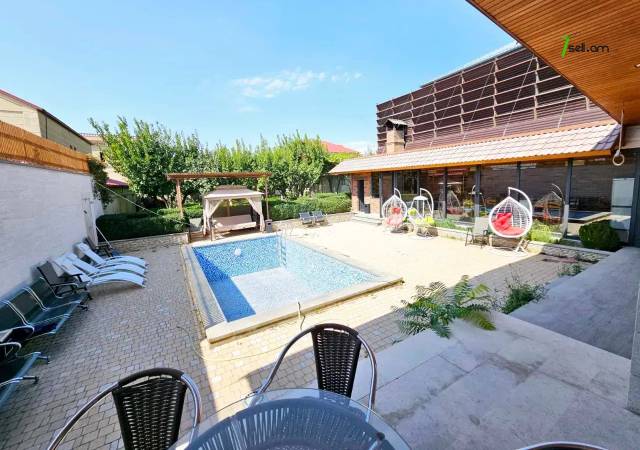 Երկու հարկանի քարե տուն Աջափնյակում, 1000 ք.մ., 3+ սանհանգույց, դիզայներական ոճով վերանորոգված