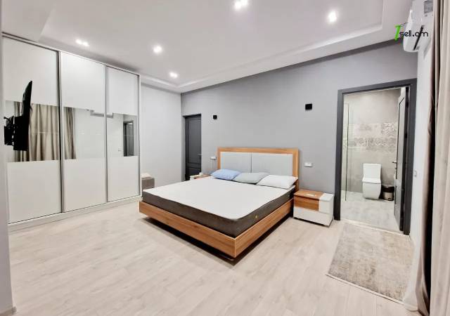 Երկու հարկանի քարե տուն Գոգոլի փողոցում Քանաքեռ Զեյթունում, 650 ք.մ., 3+ սանհանգույց