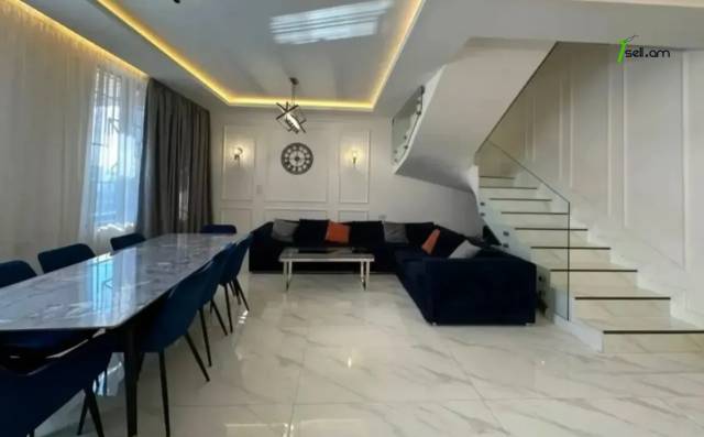 Երեք հարկանի քարե թաունհաուզ Սամվել Գևորգյան փողոցում Դավթաշենում, 178 քմ, 3+ սանհանգույց