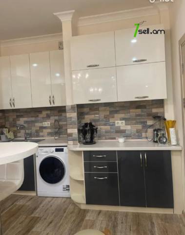 2 սենյականոց բնակարան նորակառույց շենքում Կոմիտասի պողոտայում, 64 քմ, բարձր առաստաղներ