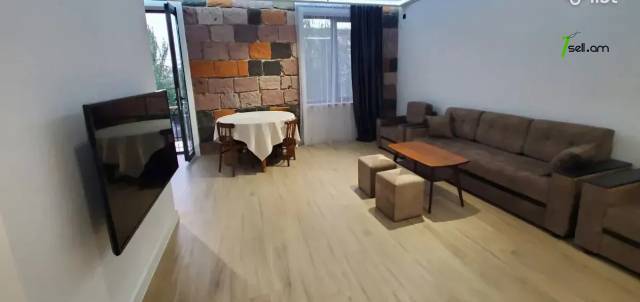 2 սենյականոց բնակարան Կոմիտասի պողոտայում, 72 ք.մ., բարձր առաստաղներ, 3/5 հարկ