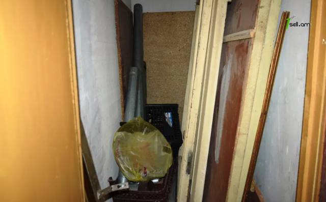 3 սենյականոց բնակարան Արամ Խաչատրյան փողոցում, 100 ք.մ., 2 սանհանգույց