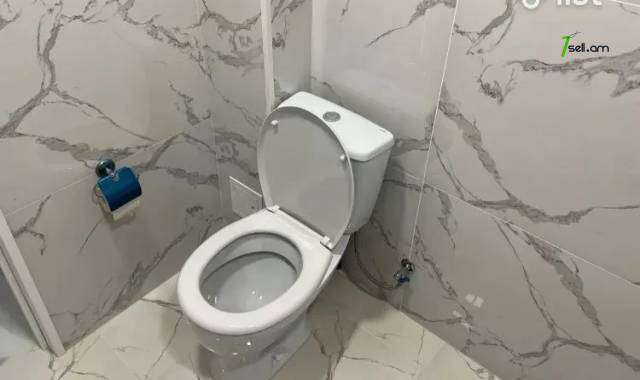 2 սենյականոց բնակարան Ռայնիսի փողոցում, 57 ք.մ., նախավերջին հարկ, կապիտալ վերանորոգված
