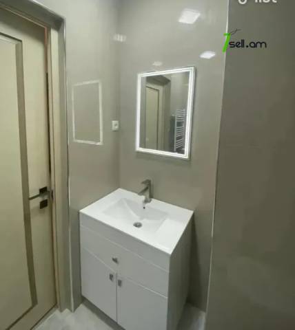 3 սենյականոց բնակարան նորակառույց շենքում Դավիթ Անհաղթի փողոցում, 113 ք.մ., 6/15 հարկ, 2 սանհանգույց