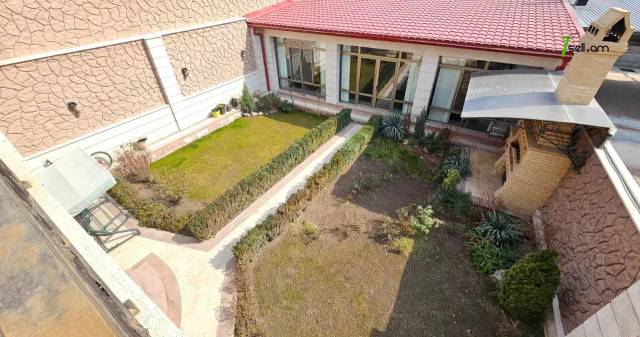 Երկու հարկանի քարե տուն Կուրղինյան փողոցում Մալաթիա Սեբաստիայում, 760 ք.մ., 3+ սանհանգույց