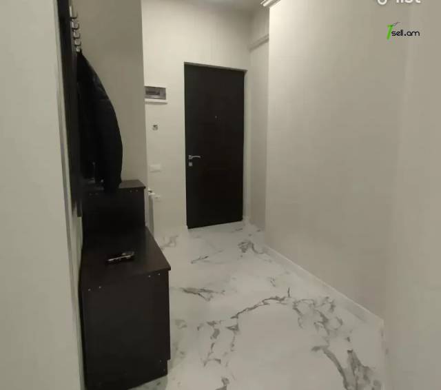 3 սենյականոց բնակարան նորակառույց շենքում Կոմիտասի պողոտայում, 70 քմ, 6/17 հարկ, բարձր առաստաղներ