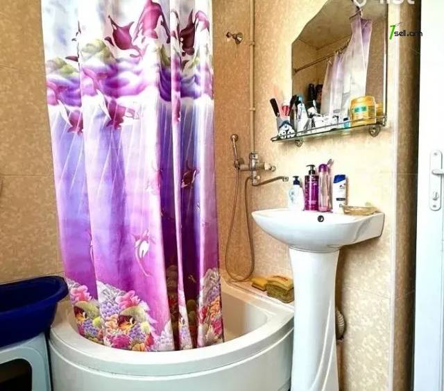 2 սենյականոց բնակարան, Կարապետ Ուլնեցու փողոցի 3-րդ փակուղի, 54 ք.մ., նախավերջին հարկ