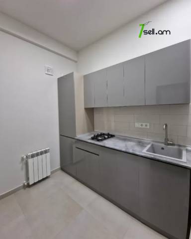 Բազմաֆունկցիոնալ գույք Արշակունյաց պողոտայում կենտրոնում, 270 ք.մ.