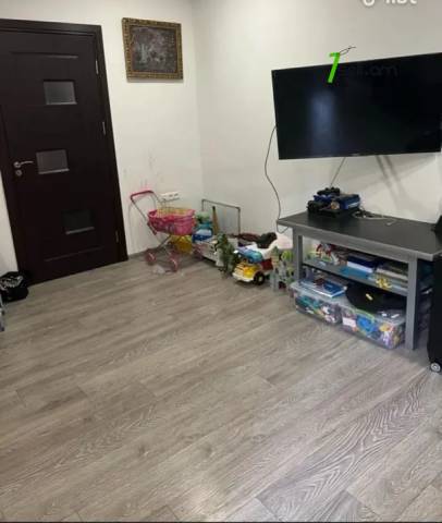 3 սենյականոց բնակարան Գուսան Շերամ փողոցում, 65 քմ, 2/9 հարկ, կապիտալ վերանորոգված