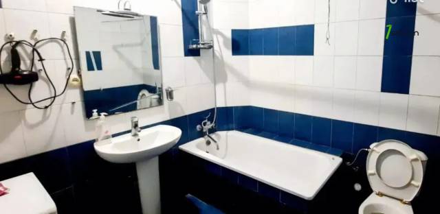 2 սենյականոց բնակարան Նաիրի Զարյան փողոցում, 58 ք.մ., բարձր առաստաղներ, 1/4 հարկ, եվրովերանորոգված