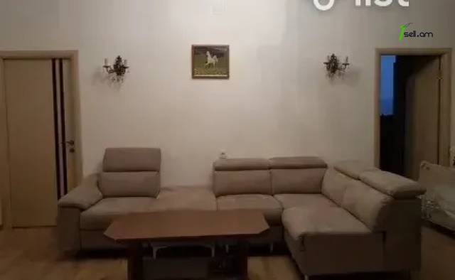 3 սենյականոց բնակարան նորակառույց շենքում Սասնա Ծռերի փողոցում, 68 ք.մ., բարձր առաստաղներ