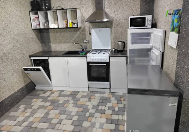 Մեկ հարկանի քարե թաունհաուզ Ադմիրալ Իսակովի պողոտայում Մալաթիա Սեբաստիայում, 100 քմ, 2 սանհանգույց