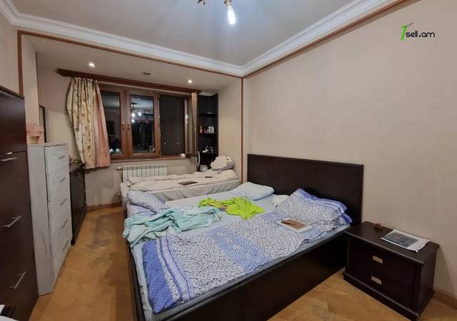 3 սենյականոց բնակարան Խորենացու փողոցում, 85 ք.մ., նախավերջին հարկ, եվրովերանորոգված