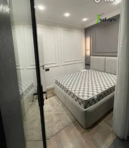 2 սենյականոց բնակարան Կոմիտասի պողոտայում, 40 ք.մ., բարձր առաստաղներ, 2/5 հարկ