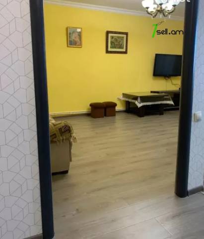 4 սենյականոց բնակարան Մոլդովական փողոցում, 79 ք.մ., 3/9 հարկ, կապիտալ վերանորոգված