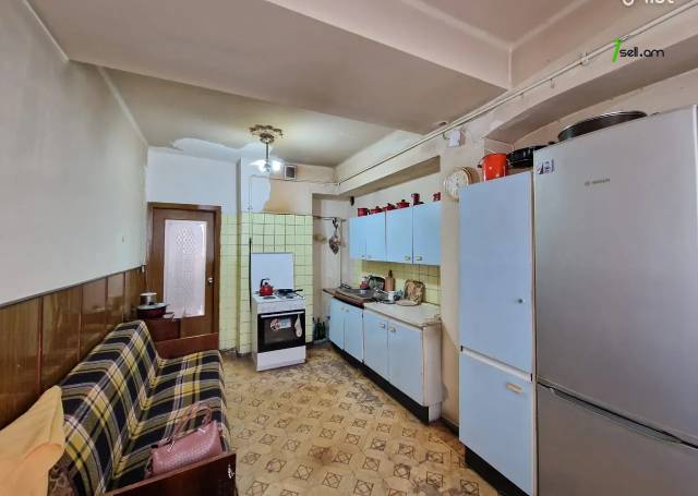 3 սենյականոց բնակարան Արմեն Տիգրանյանի փողոցում, 100 քմ, 1/9 հարկ