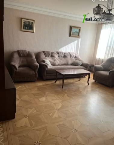 4 սենյականոց բնակարան Դավիթ Անհաղթի փողոցում, 107 քմ, նախավերջին հարկ, կապիտալ վերանորոգված